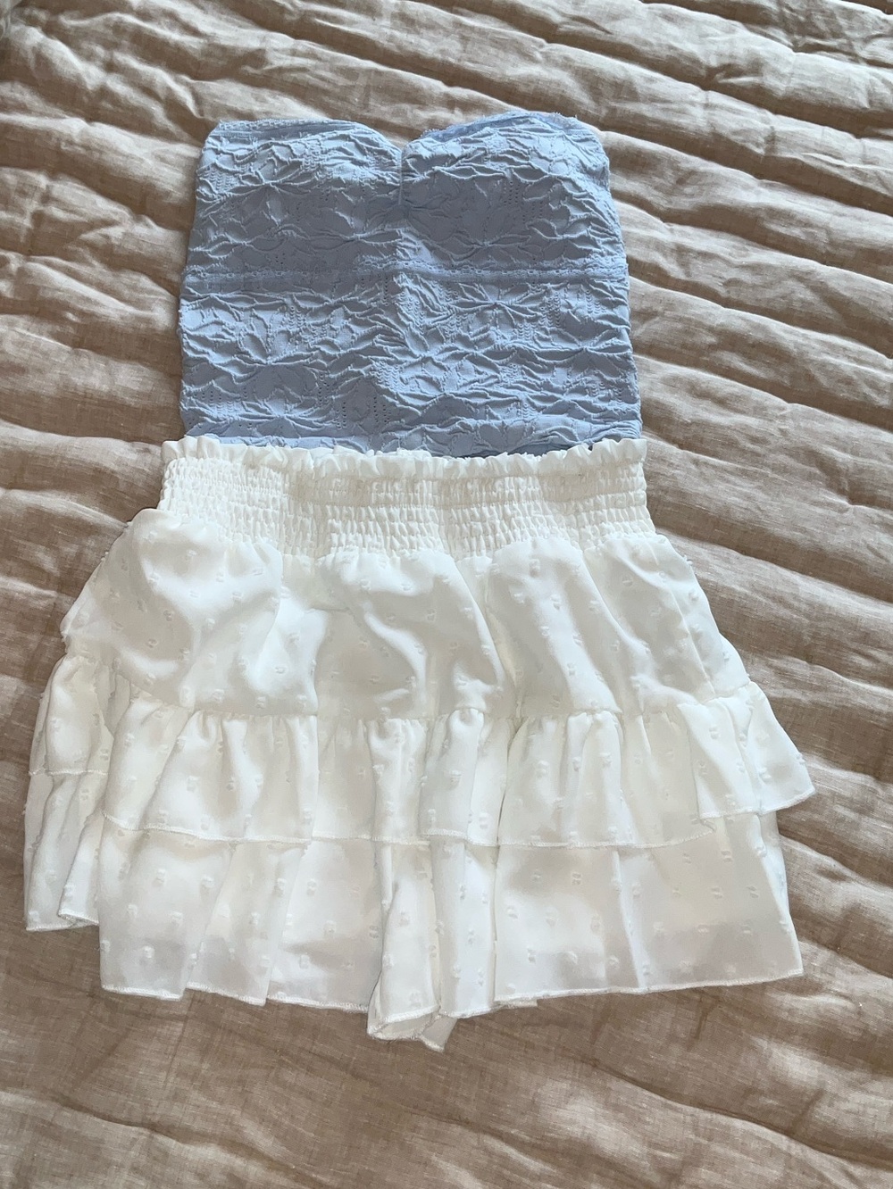 SHEIN Ruffle Tiered Shorts 6 - Picture 7 of 7